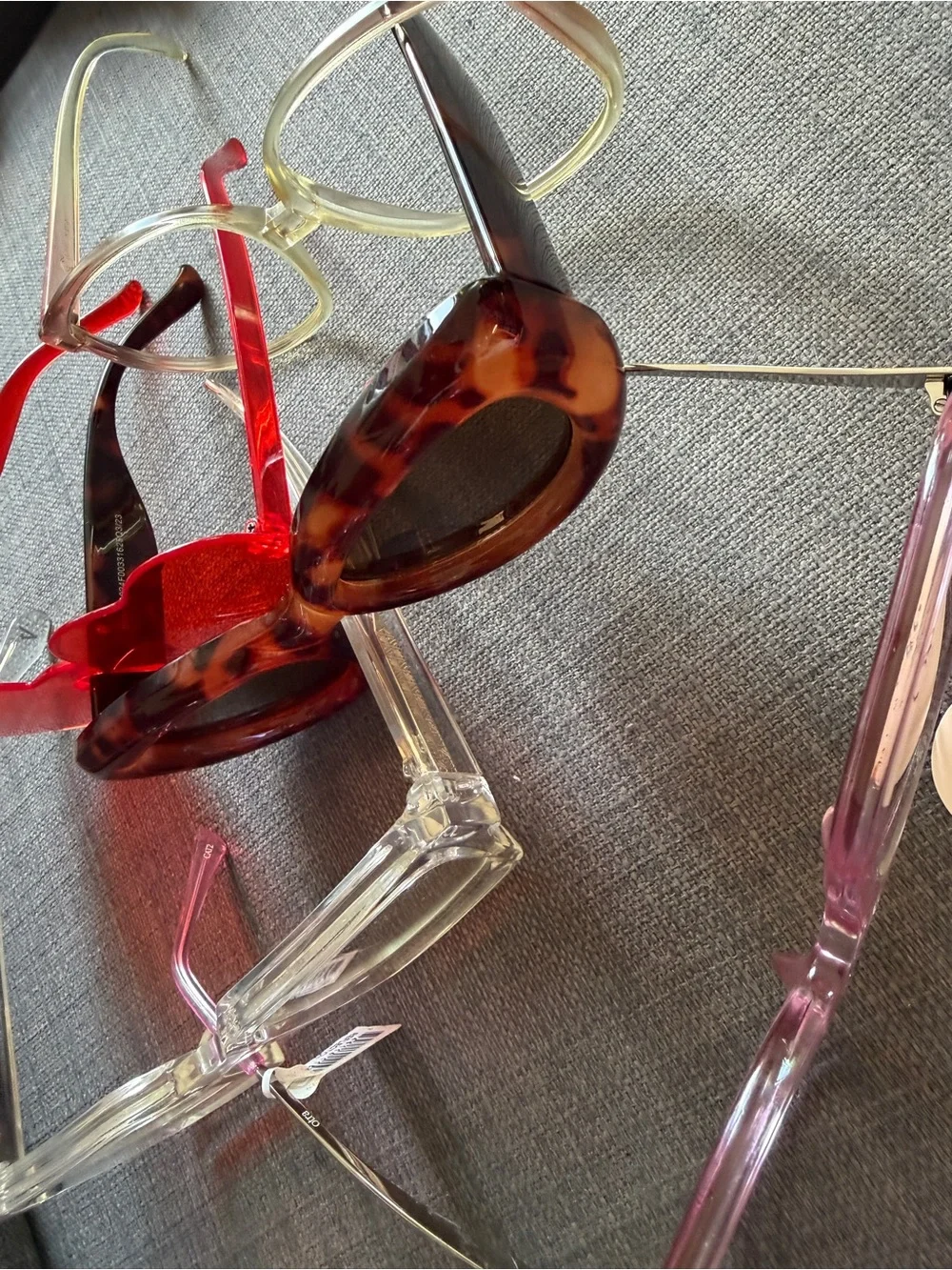Variety MIX! Heart-Shaped Red and Mixed Color Sunglasses Set